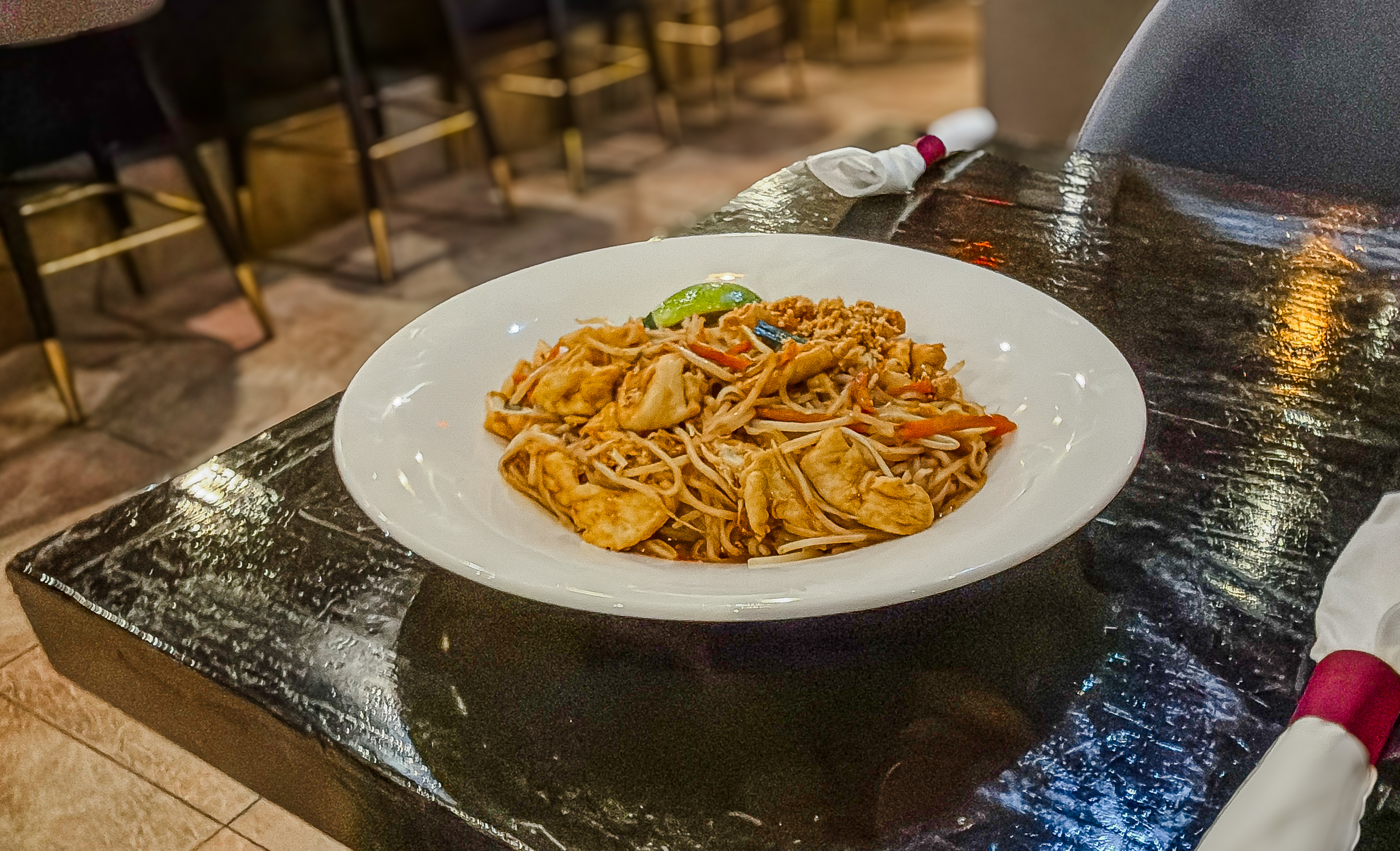 Pad Thai chicken at the bar